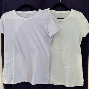 Bundle of 2 GAP short-sleeve cotton tees - medium tall - light blue & aqua